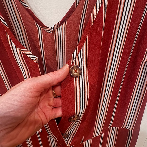 Never before worn Romper - Picture 2 of 8